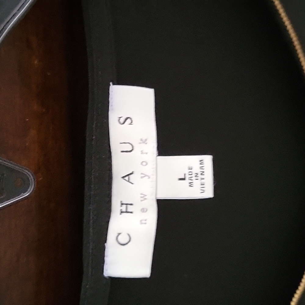 Top - Picture 3 of 3